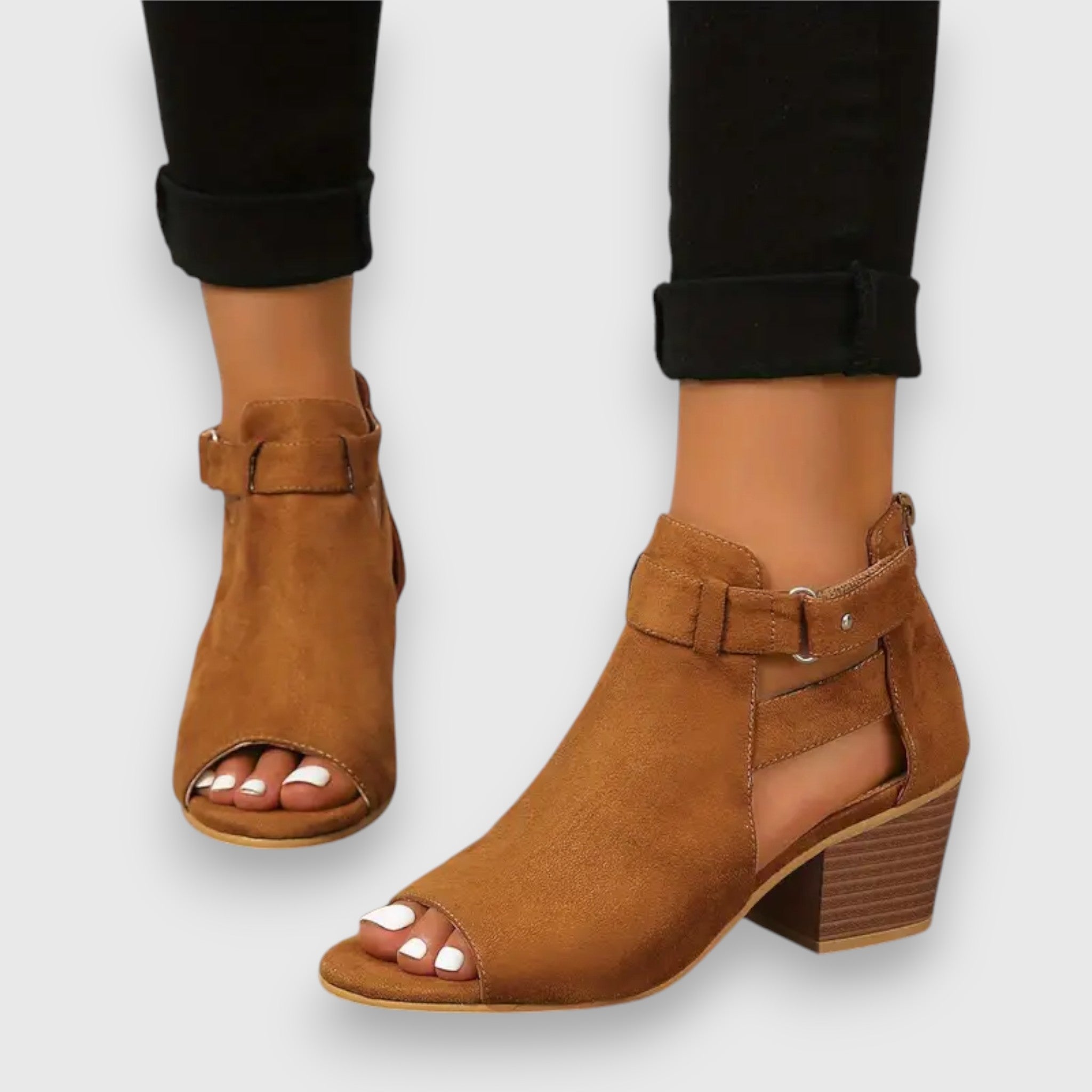 Nadine – Sandals with Thick Heels