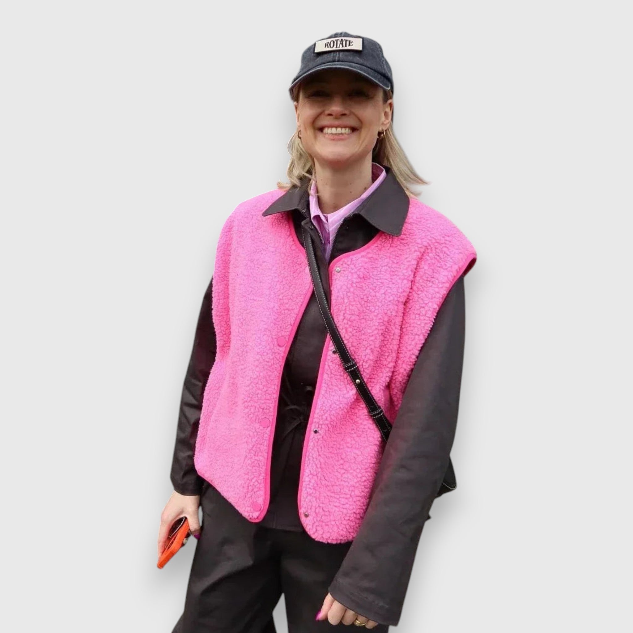 Milena – Vest