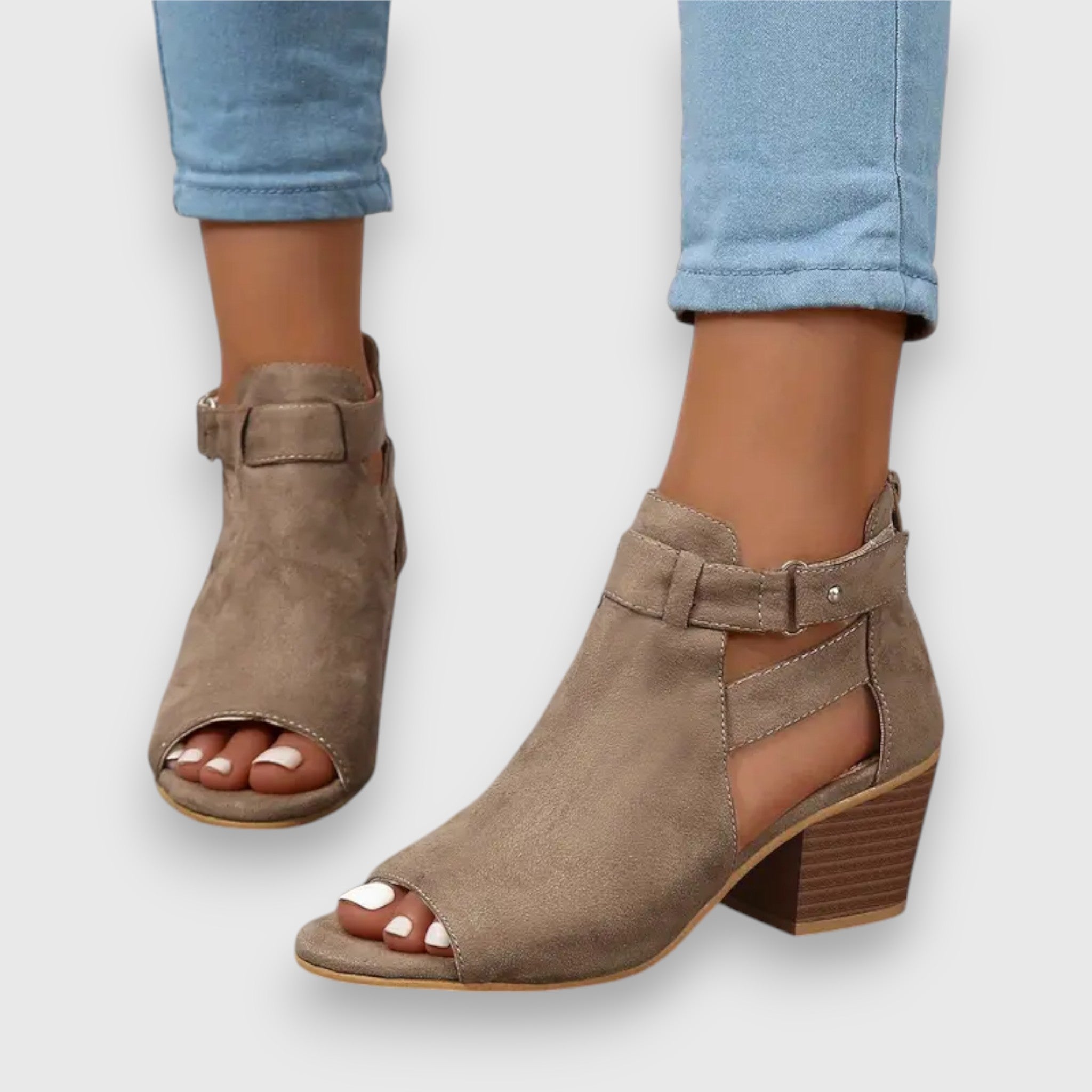 Nadine – Sandals with Thick Heels