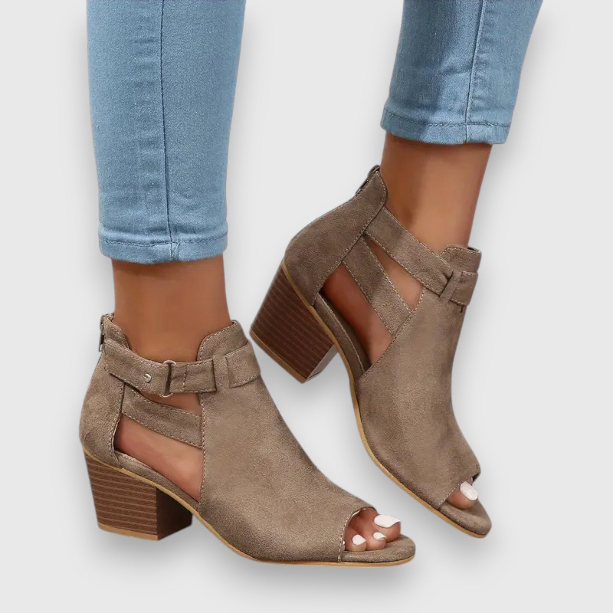 Nadine – Sandals with Thick Heels